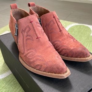 Frye Sacha Shootie—primrose color. Gently worn, in excellent condition.